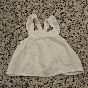 🍁 Old Navy Ivory Sleeveless Blouse